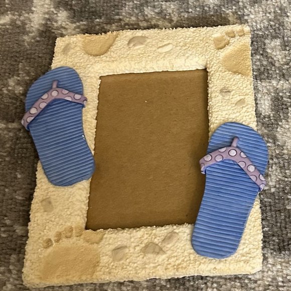 Home Trends Two Ceramic Beach Theme 4"X6" Picture Frames - Picture 2 of 3